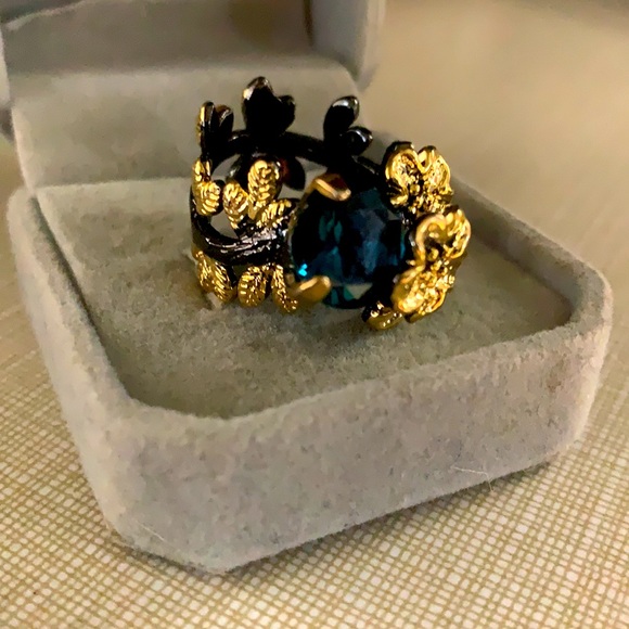 New Pretty London BlueTopaz Rhodium over Silver ring - Picture 3 of 16